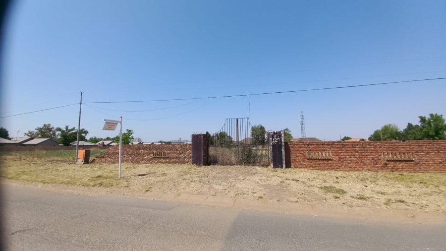 Commercial Property for Sale in Baillie Park North West